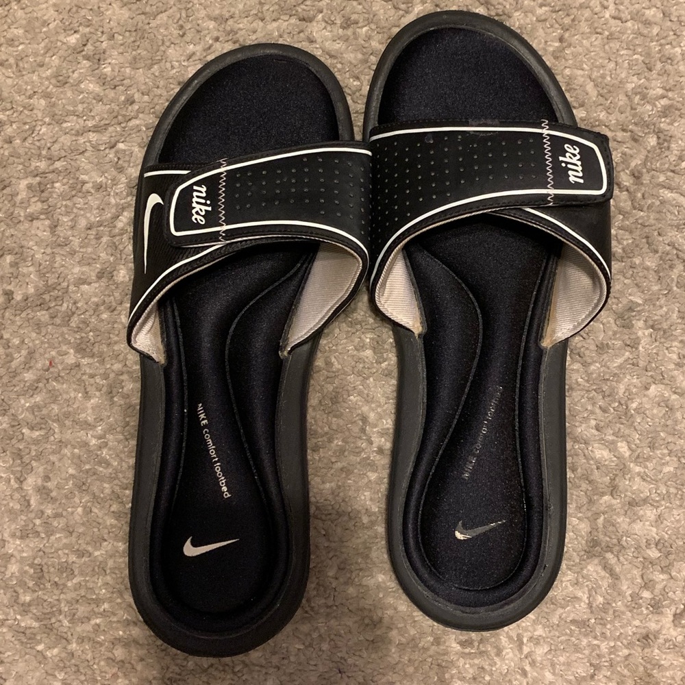 “Summer sale” Adidas slides with a cushion bottom.